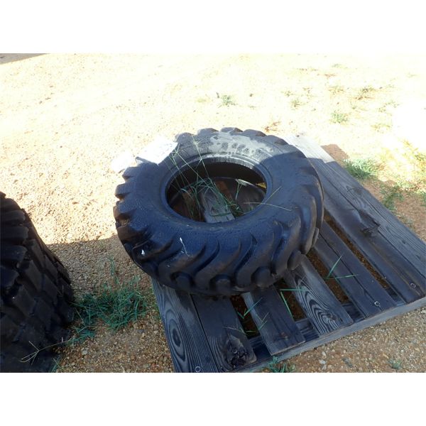 12.5/8-18 TIRE