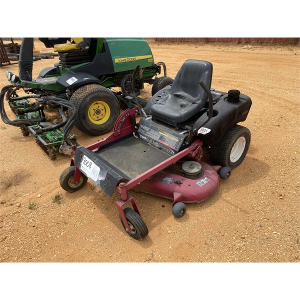 TORO 17-52 ZERO TURN Lawn Mower