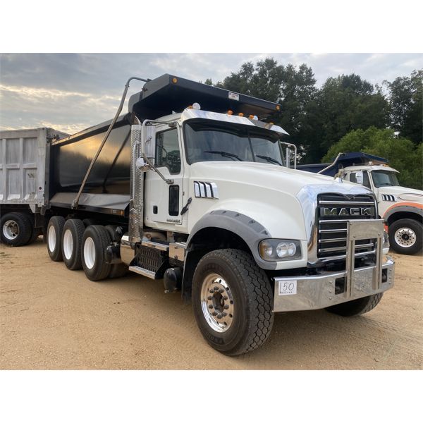 2015 MACK GU713 Dump Truck