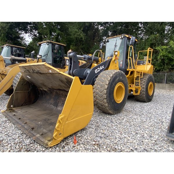 2012 JOHN DEERE 824K Wheel Loader