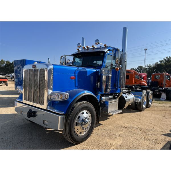 2024 PETERBILT 389 Day Cab Truck