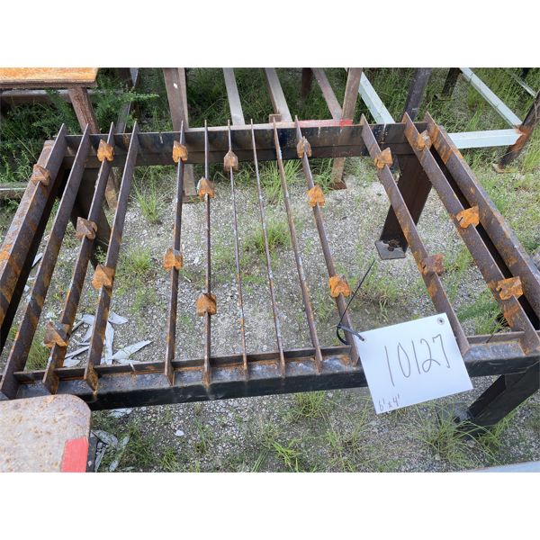 4' X 6' METAL CUTTING TABLE