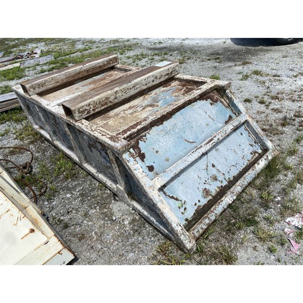 BISHOP LIFTING SKIP PAN