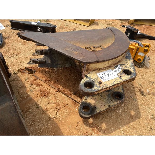 TOOTH PRO 28" BUCKET