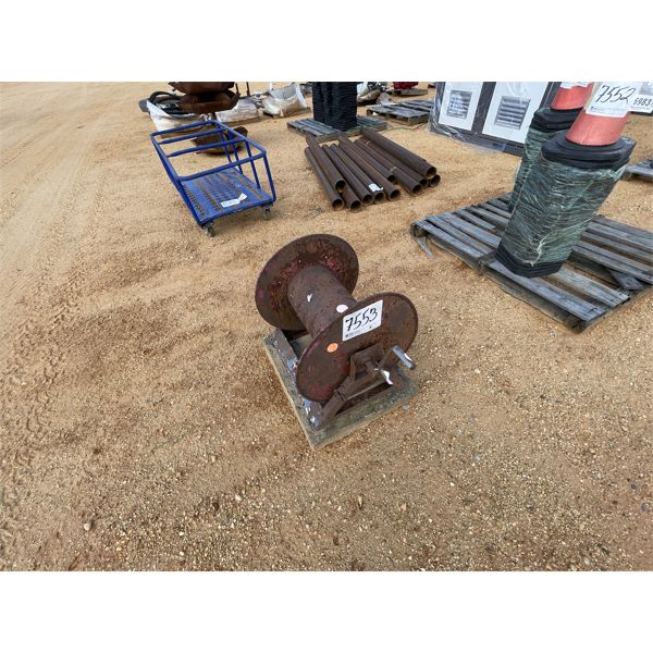 HOSE REEL W/ CONCRETE BASE