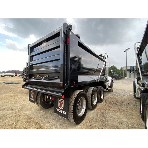 2023 KENWORTH T880S Dump Truck - J.M. Wood Auction Company, Inc.