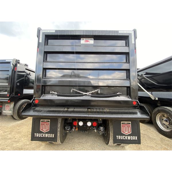 2023 KENWORTH T880S Dump Truck - J.M. Wood Auction Company, Inc.