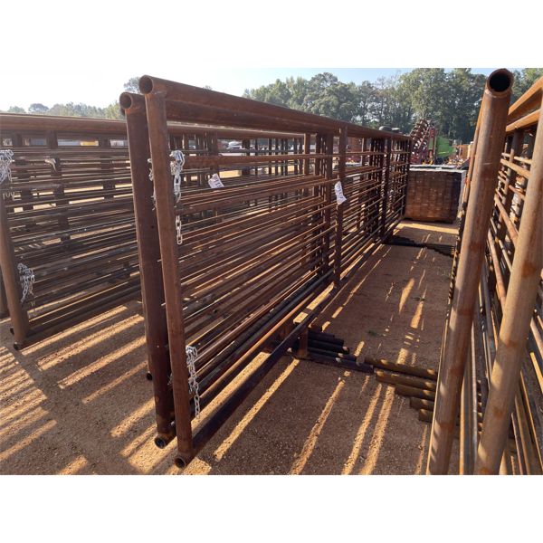 (6) 25' CORRAL PANELS