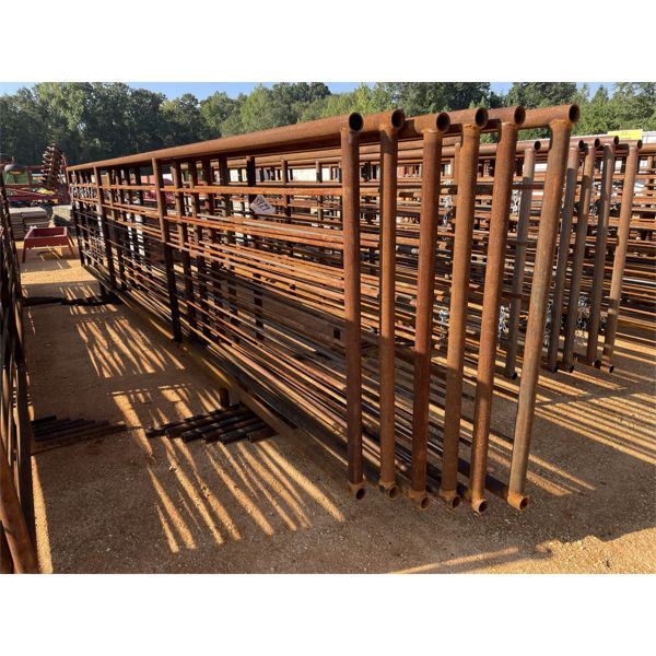 (6) 25' CORRAL PANELS