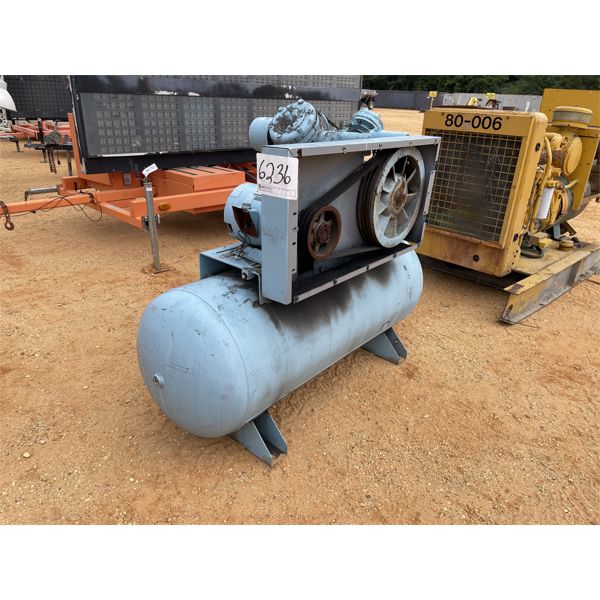 INGERSOLL RAND T30 Air Compressor