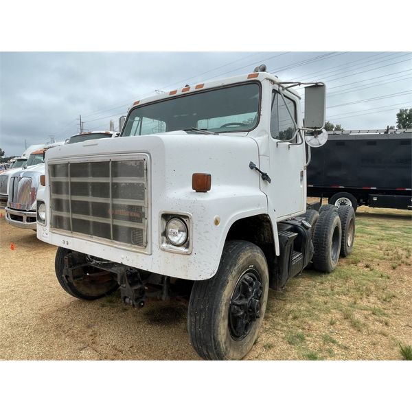 1988 INTERNATIONAL S2275 Day Cab Truck