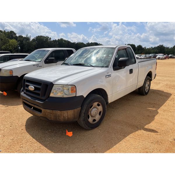 2007 FORD F150 XL Pickup Truck