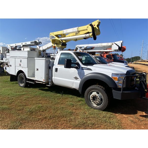 2016 FORD F550 XL Bucket Truck