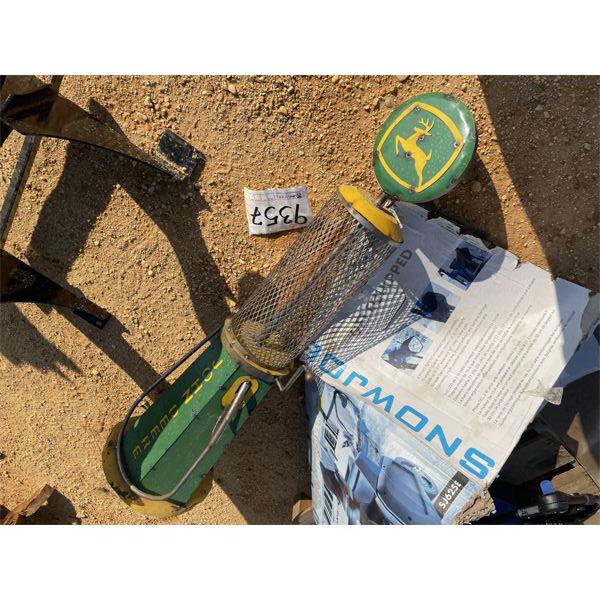 JOHN DEERE GAS PUMP METAL ART