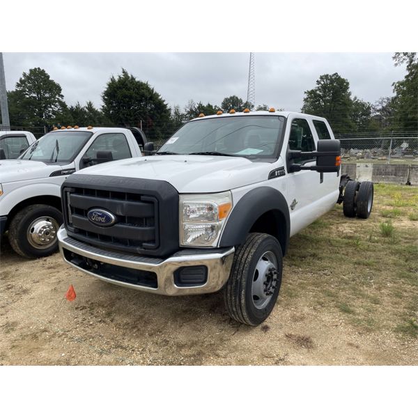 2016 FORD F550 XL Cab and Chassis Truck