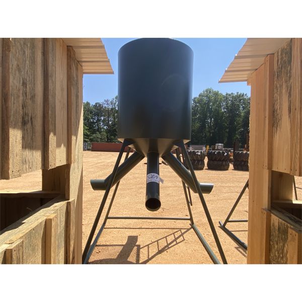 OUTBACK CP GRAVITY FLOW PROTEIN FEEDER