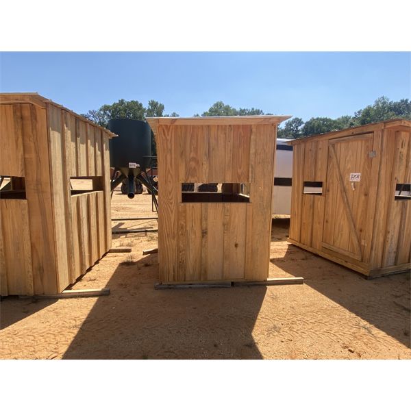 WOODEN 5x6 SHOOTING HOUSE