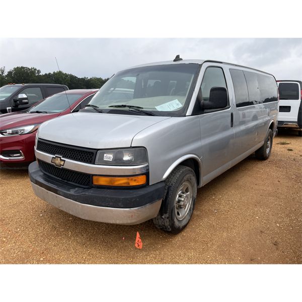 2017 CHEVROLET EXPRESS Passenger Van