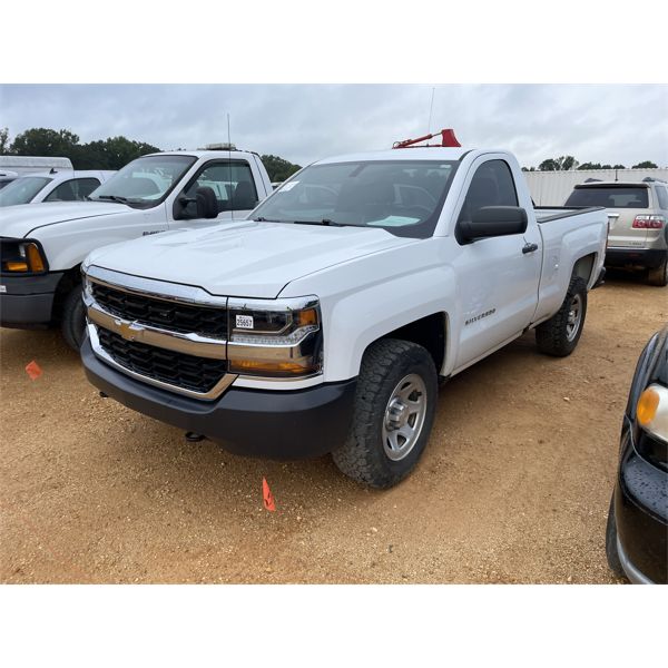2017 CHEVROLET SILVERADO Pickup Truck