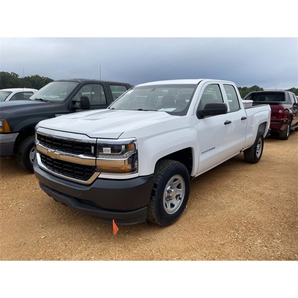 2017 CHEVROLET SILVERADO Pickup Truck