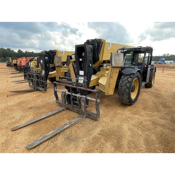 2013 CAT TL1055C Forklift - Telehandler