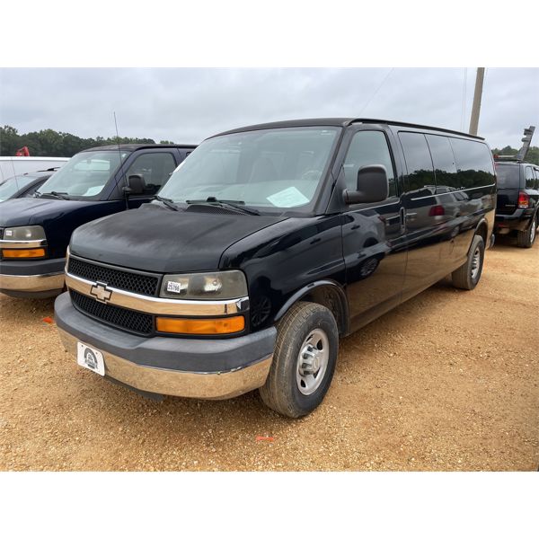 2008 CHEVROLET EXPRESS Passenger Van