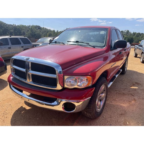 2004 DODGE RAM 1500 Pickup Truck