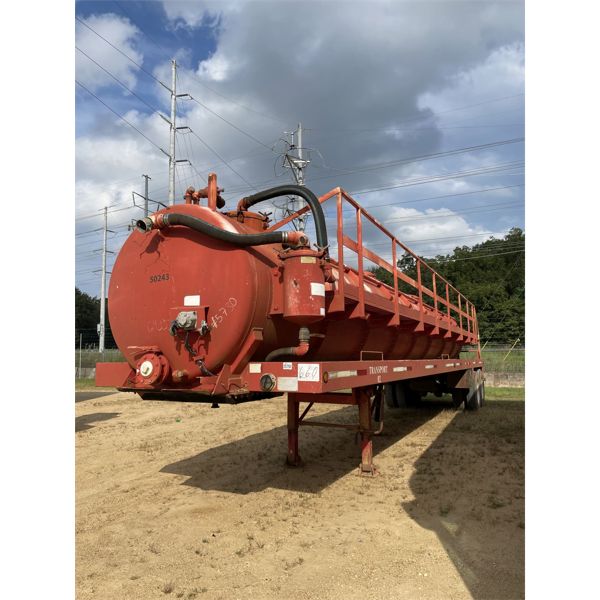 2011 TROXXEL  Vacuum Trailer