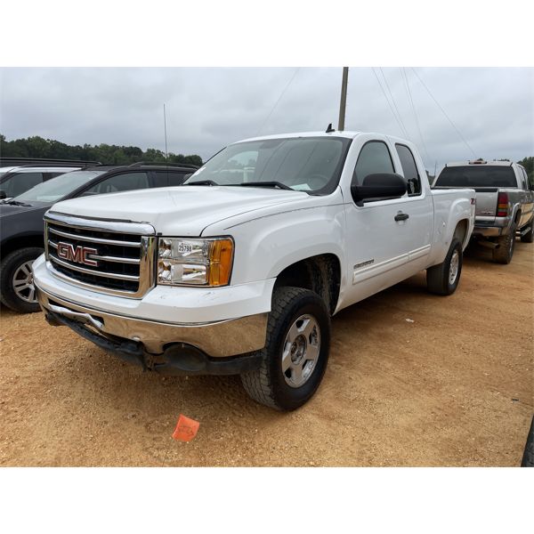 2012 GMC SIERRA Z71 SLE Pickup Truck