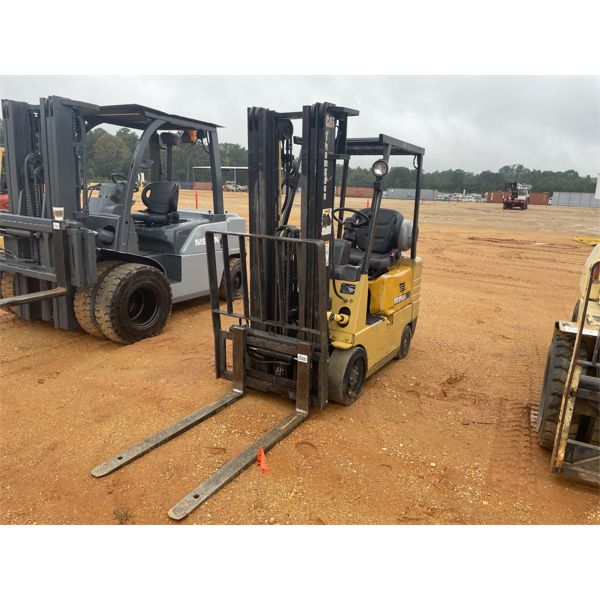 CAT GC18 Forklift - Mast