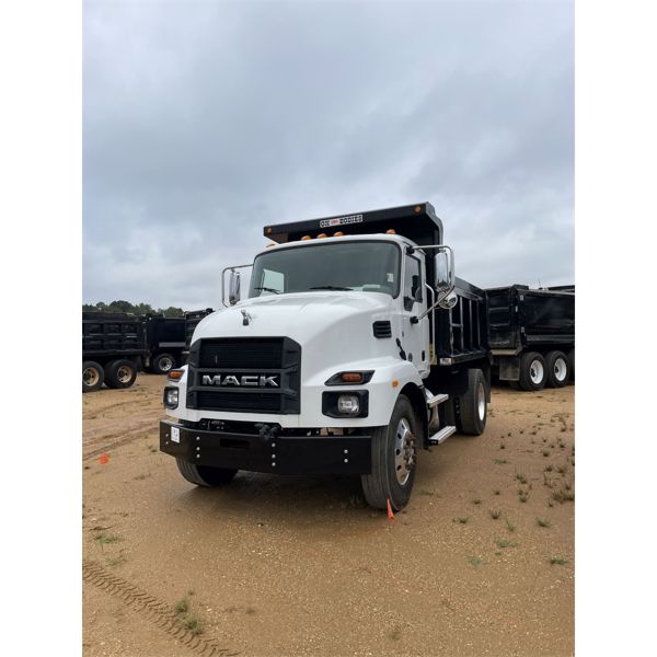 2022 MACK MD Dump Truck
