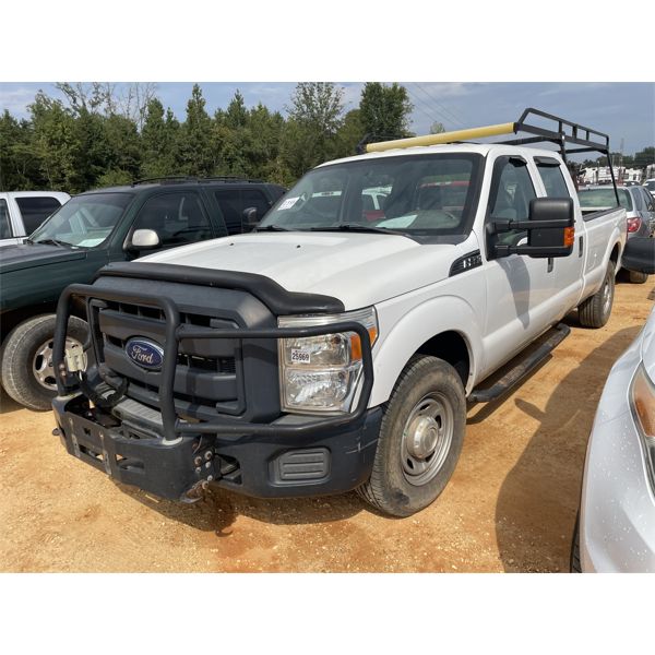 2013 FORD F350 XL Pickup Truck