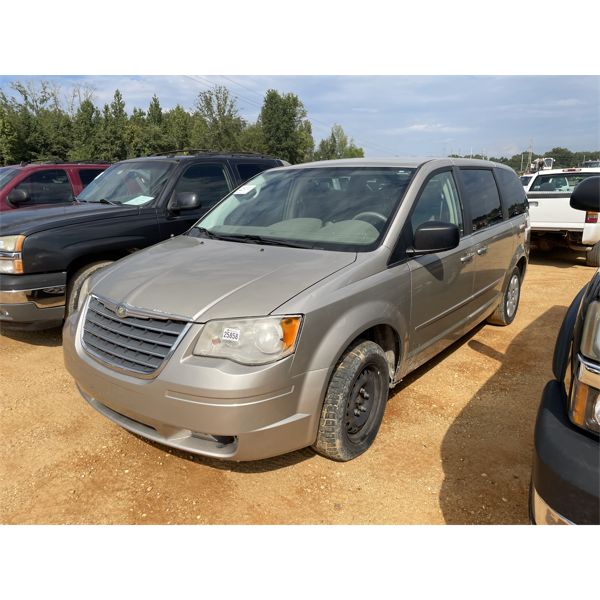 2009 CHRYSLER TOWN & COUNTRY Passenger Van