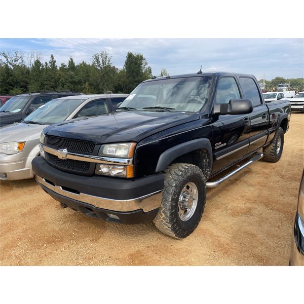 2005 CHEVROLET 2500 HD Pickup Truck