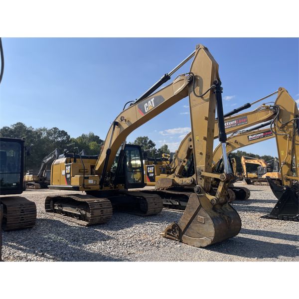 2016 CAT 320FL Excavator