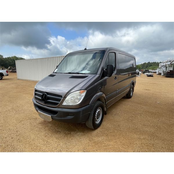 2013 MERCEDES 2500 Cargo Van