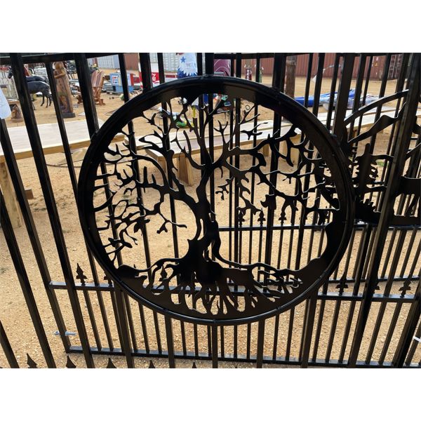 TREE SCENE 16' IRON GATE