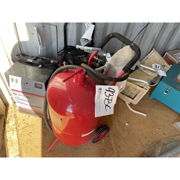 BLACK BULL 20 GALLON SAND BLASTER TANK