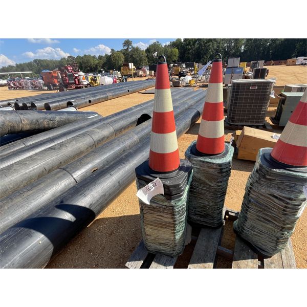 (25) TRAFFIC CONES