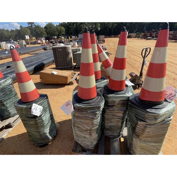 (25) TRAFFIC CONES