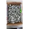 Image 2 : 3 BOXES OF BOLTS