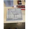Image 2 : MILIN HUMIDIFIER WITH LAP DESK, KEYBOARD AND WIRED GAMING MOUSE