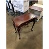 Image 2 : BOMBAY COMPANY 1 DRAWER FLIP TOP TABLE