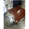Image 8 : BOMBAY COMPANY 1 DRAWER FLIP TOP TABLE