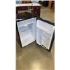 Image 2 : HAMILTON BEACH BAR FRIDGE WORKING