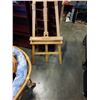 Image 2 : 6.5FT WOODEN FOLDING EASEL