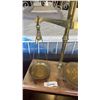 Image 3 : VINTAGE BRASS SCALE