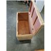 Image 3 : RATTAN STORAGE TRUNK