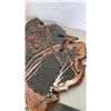 Image 8 : CARVED NATIVE WOOD AND PADDLE