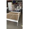 Image 2 : METAL QUEENSIZE BEDFRAME